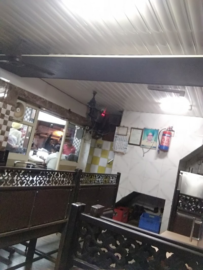 Baba Chicken - Baba Chicken VVP7+VF9, Sangeet Cinema Rd, Opposite IndianOil, Near Sangeet Cinema, Basant Nagar, Industrial Area-B, Ludhiana, Punjab 141003, India