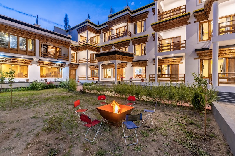 Hotel Bayshu (The Hosteller Leh)