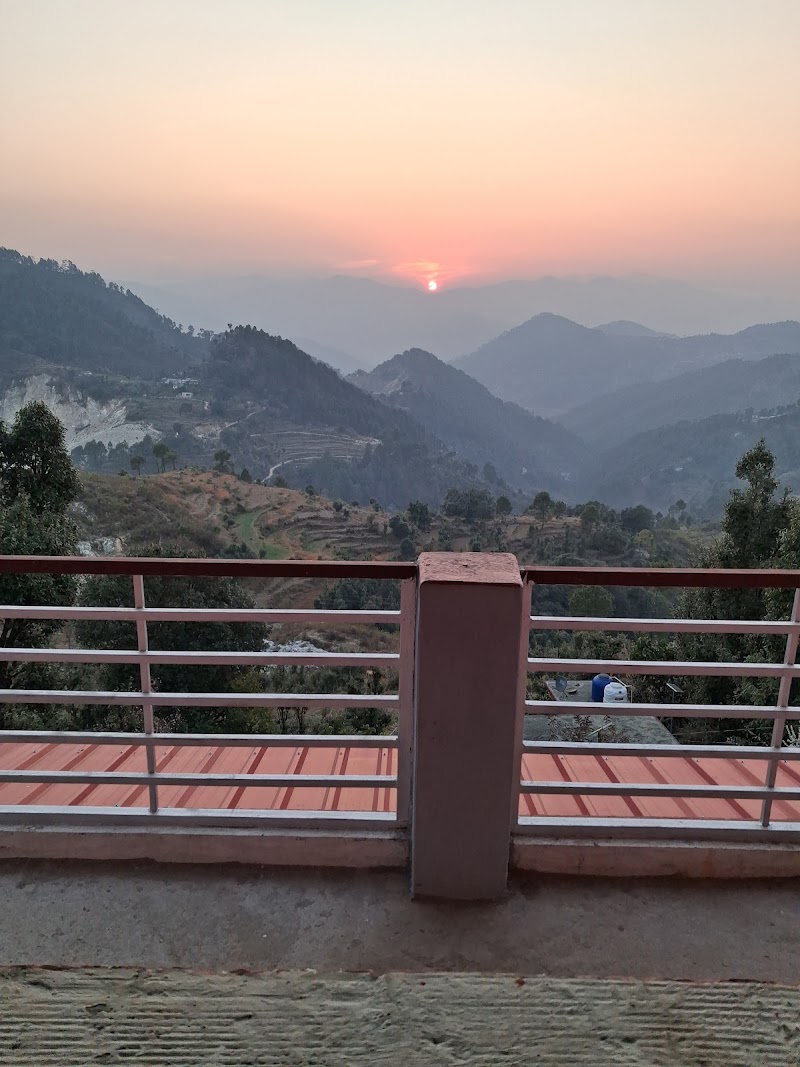 Maa bhagwati homestay and restaurant - Maa bhagwati homestay and restaurant RVF8+5VW, Dhapoli, Kathmaliya, Uttarakhand 263631, India