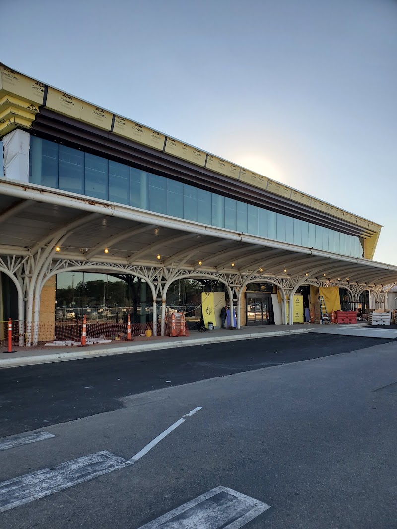 Fayetteville Regional Airport (FAY) - Fayetteville Regional Airport (FAY), 400 Airport Rd, Fayetteville, NC 28306, USA