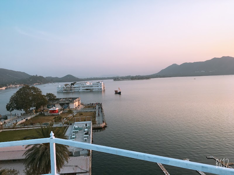 Aravali View Palace Udaipur - Aravali View Palace Udaipur 57, Hotel Aravali View palace, near Ambrai Road, ghat, Udaipur, Rajasthan 313004, India
