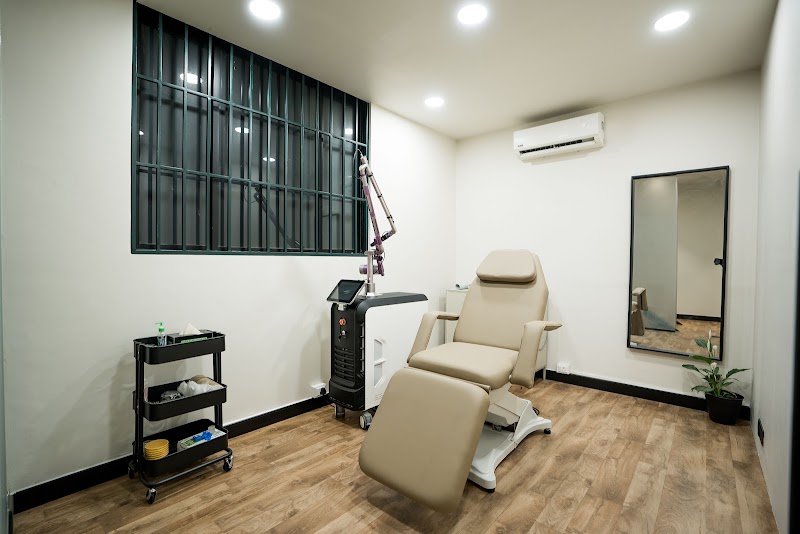 Project Skin Dermatology & Aesthetic Clinic - HSR Layout - Project Skin Dermatology & Aesthetic Clinic - HSR Layout 952, 8th Cross Road, 27th Main Rd, 1st Sector, HSR Layout, Bengaluru, Karnataka 560102, India