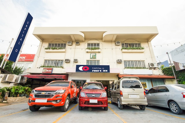 Capital O 465 Ford's Inn - Capital O 465 Ford's Inn, 8WV7+75M, A. S. Fortuna St, Banilad, Cebu City, 6000 Cebu, Philippines