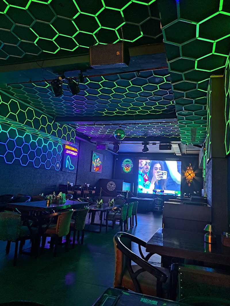 The Liquid Room - The Liquid Room 97 Acre Scheme, SCO 34, near Starbucks, Gumtala Sub Urban, D - Block, Ranjit Avenue, Amritsar, Punjab 143001, India