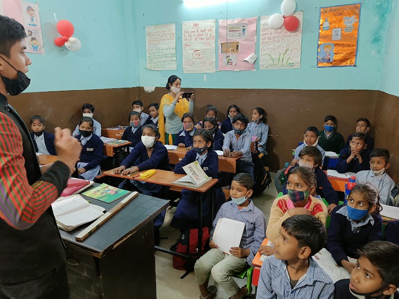 Dream Girl Foundation CSR NGO - Dream Girl Foundation CSR NGO 99H, B-Block Near Eminence Tuition Center, Block B, Surya Vihar, Sector 9, Gurugram, Haryana 122001, India