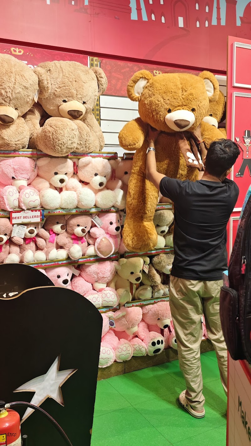 Hamleys- The finest toy shop in the world - Hamleys- The finest toy shop in the world, Shop No 31, LGF, Phoenix Market City, Whitefield Main Rd, opposite Krispy Kream, Devasandra Industrial Estate, Mahadevapura, Bengaluru, Karnataka 560048, India