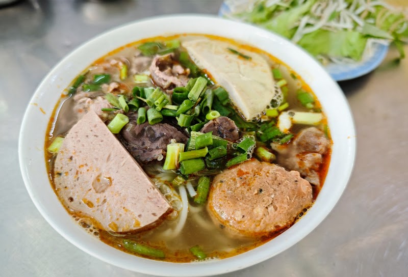 Bún Bò Mệ Mui - Bún Bò Mệ Mui 63 Lê Hồng Phong, Hải Châu, Đà Nẵng 550000, Vietnam