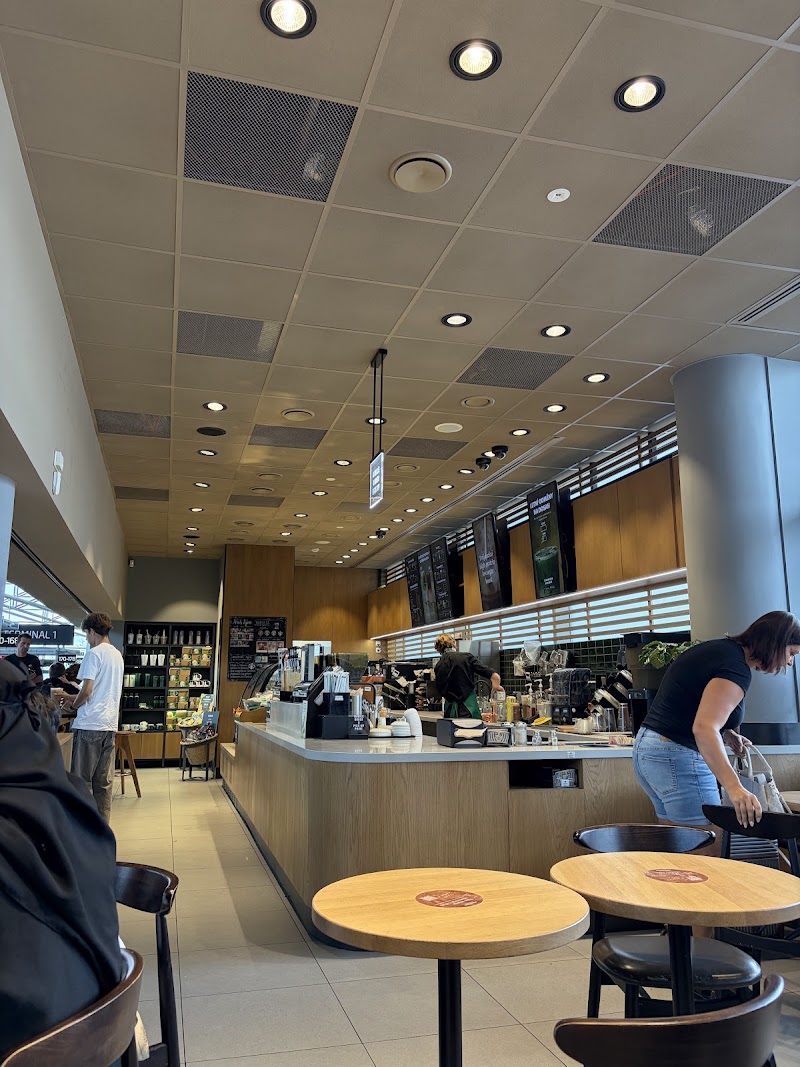 Starbucks - Starbucks, Aviatická 1017/1, 160 08 Praha-Praha 6, Czechia