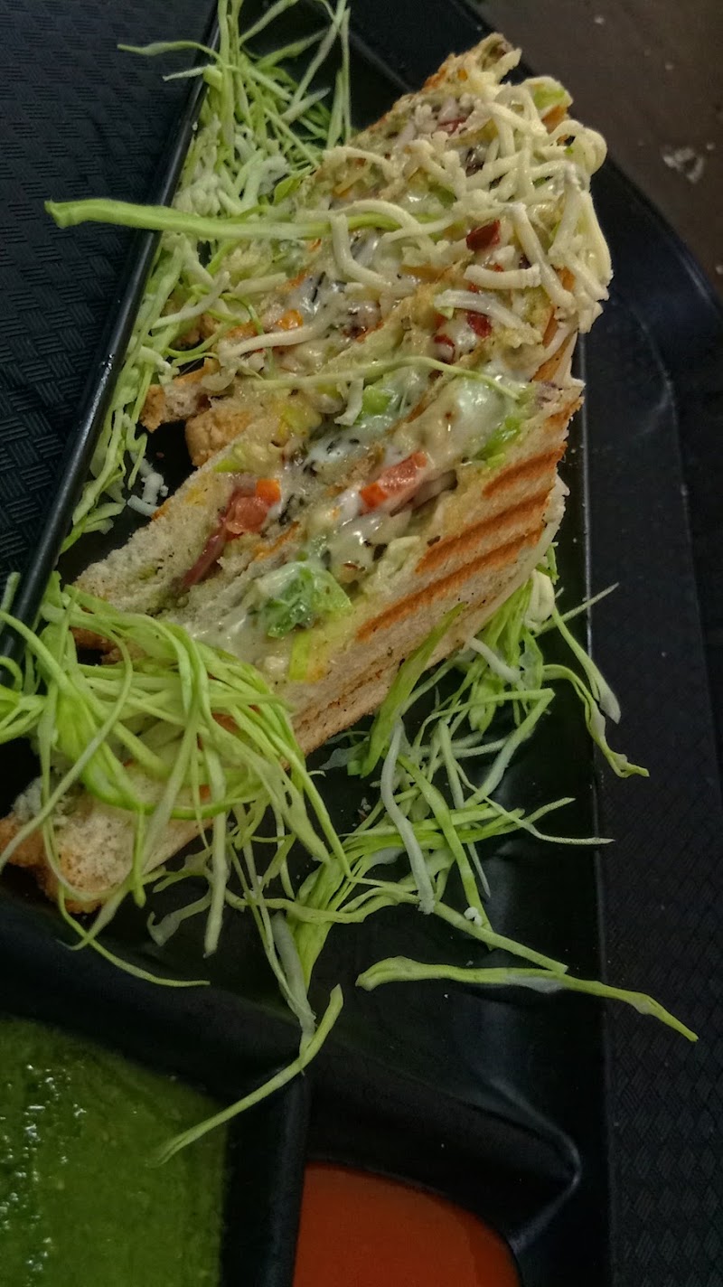 Moonlight restaurant - Moonlight restaurant, XV9H+Q57 pwd rest house, VIP road, ke baju, Rajim, Gobra, Chhattisgarh 493885, India