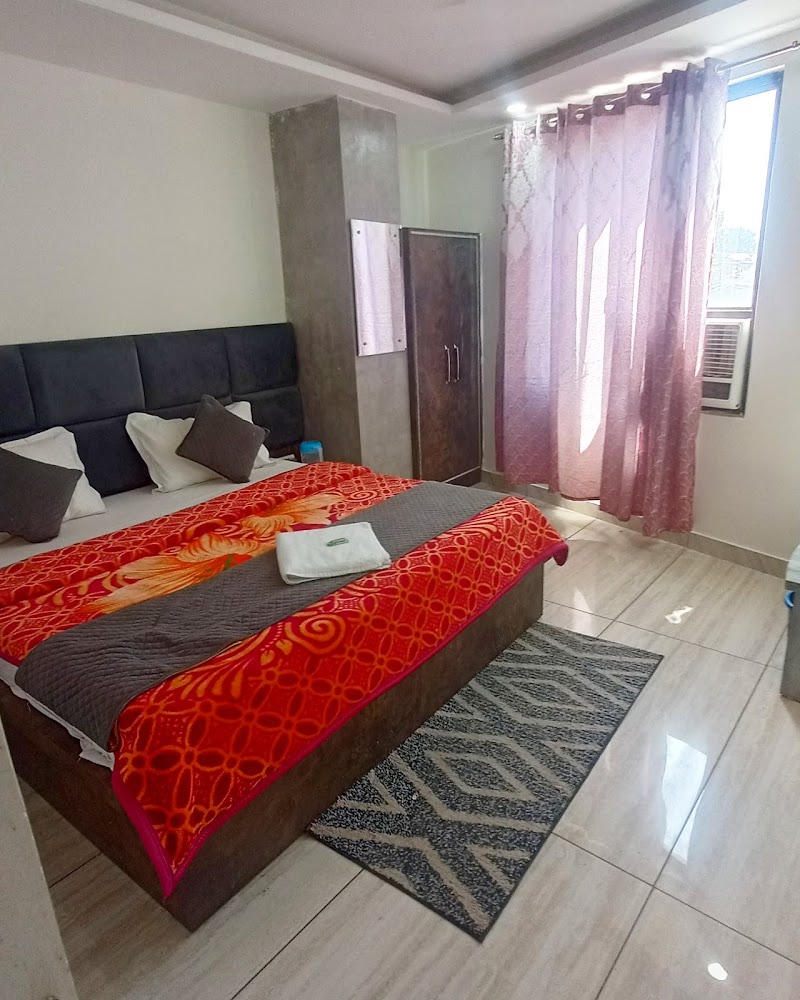 Hotel The Elegance - Hotel The Elegance, opp Railway Station Katra Jammu and Kashmir, Katra, 182301