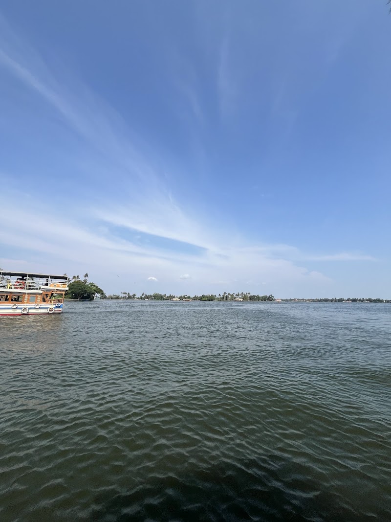 Kerala Nature Houseboat by Coco floatel