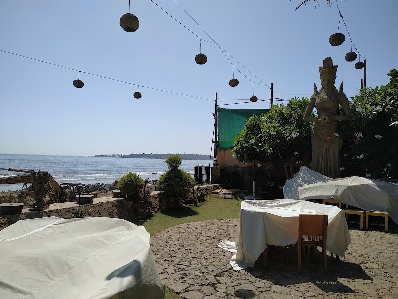 Kino Cottage - Kino Cottage 63, J.P Road, Seven Bungalows, Aram Nagar, Versova, Andheri West, Mumbai, Maharashtra 400061, India