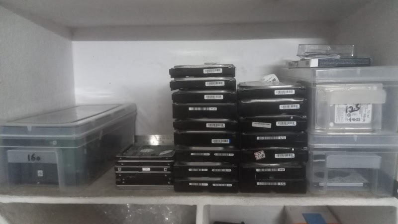 Akshayaguna data recovery services - Akshayaguna data recovery services, akshayaguna technologies, flat no 201, swaroop enclave, plot no 7-1-146/2, Gurudwara Ln, Hanuman Temple Complex, Swathi Avenue, Ameerpet, Hyderabad, Telangana 500016, India