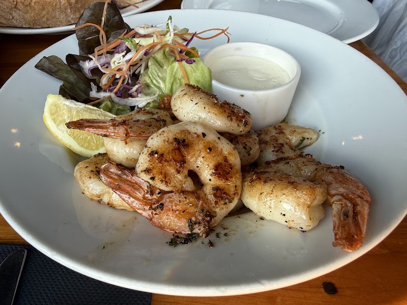 Lake Bar - Lake Bar, 155 Ardmore Street, Wānaka 9305, New Zealand
