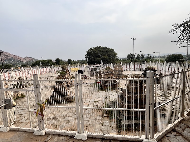 Navabrindavana - Navabrindavana, Anegundi - Gangavathi Rd, Sangapur, Anegundi, Karnataka 583221, India