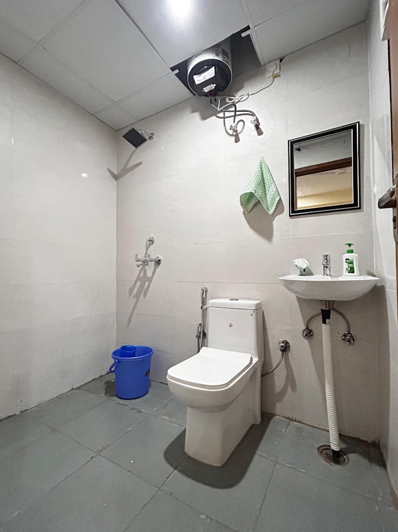 Secure Stay Co-Living Studio Apartment - Secure Stay Co-Living Studio Apartment, Fazilpur Jharsa, Sector 72, Gurugram, Haryana 122101, India