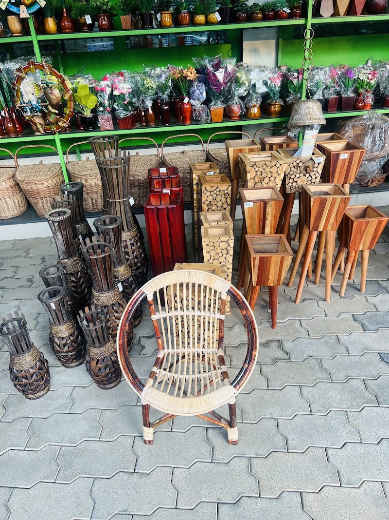 Aryavalli Spices and crafts - Aryavalli Spices and crafts H3P9+J7R, Silver Hills, Madiyur, Kalpetta, Kerala 673123, India