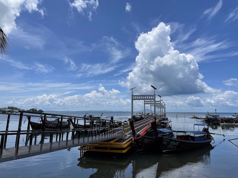 Ao Nam Mao Beach - Ao Nam Mao Beach บ้านอ่าวน้ำเมาหรือท่าเรืออ่าวน้ำเมา Tambon Sai Thai, Amphoe Mueang Krabi, Chang Wat Krabi 81000, Thailand