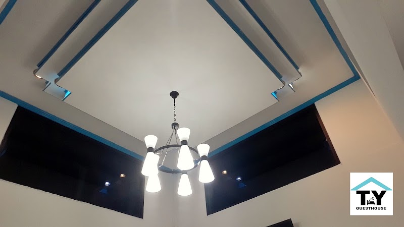 T Y. Guest House - T Y. Guest House, 152/4 Si Lom Rd, Khwaeng Suriya Wong, Khet Bang Rak, Krung Thep Maha Nakhon 10500, Thailand