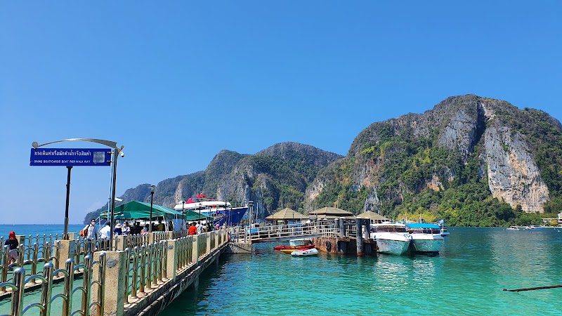Ao Ton Sai Pier - Ao Ton Sai Pier Moo 7, Phi Phi Island Amphoe Mueang Krabi, Chang Wat Krabi 81000, Thailand
