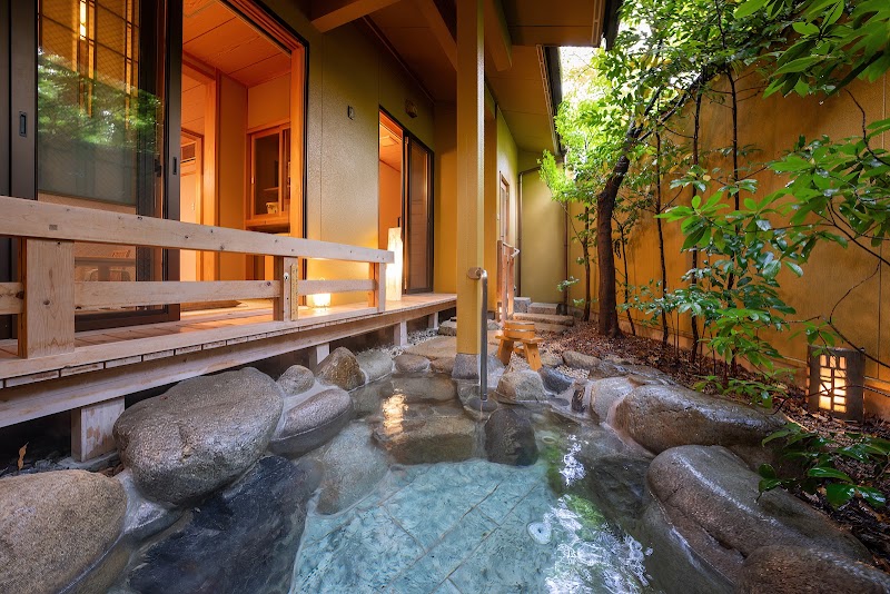 Gero Onsen Kaiseki Yado Suihouen - Gero Onsen Kaiseki Yado Suihouen, 2519-1 Mori, Gero, Gifu 509-2202, Japan