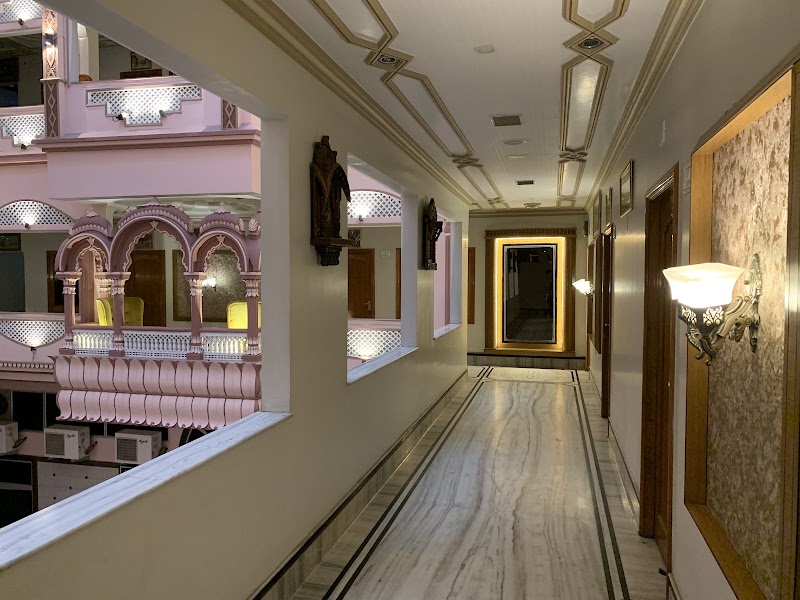 Hotel Bharat Palace - Hotel Bharat Palace, near Suraj Talkies, Rani Bazar, Bikaner, Rajasthan 334001, India