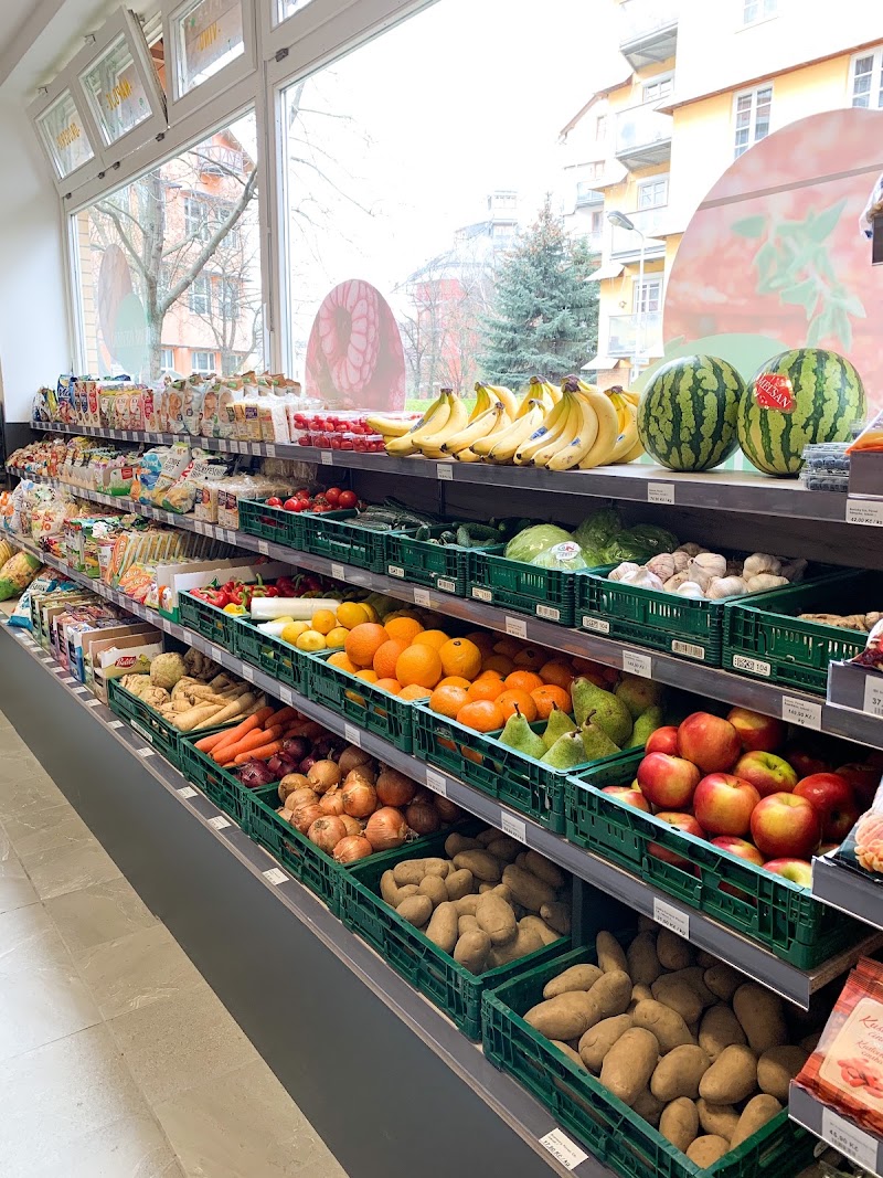 FINEMART Křenova - FINEMART Křenova Křenova 11, 162 00 Praha 6, Czechia