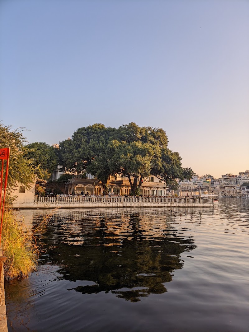 Ambrai Ghat - Ambrai Ghat Chandpole Maji, Ka Mandir corner of Lake, Cheerwa, Pichola, Udaipur, Rajasthan 313004, India