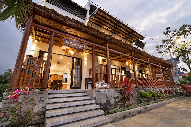 The Boat House Riverside Homestay