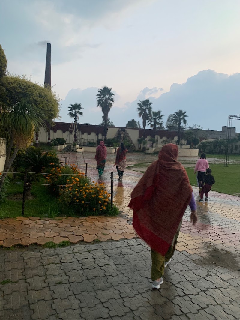 Harjas Resort - Harjas Resort, CQM2+635, VPO, Gagobua, Punjab 143302, India