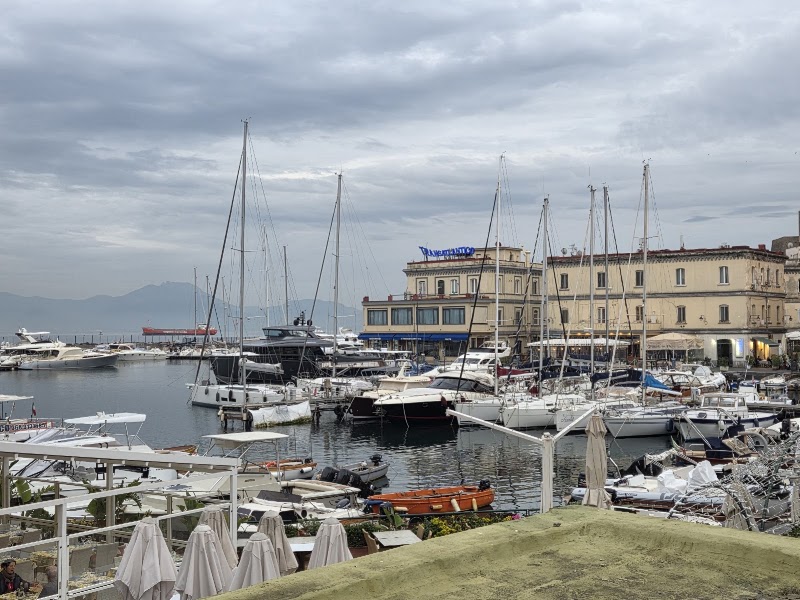 Zi Teresa - Zi Teresa, Borgo Marinari, 1, 80132 Napoli NA, Italy
