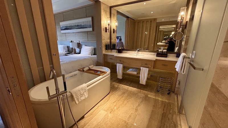 Hilton Yuxi Fuxian Lake - Hilton Yuxi Fuxian Lake, China, Yun Nan Sheng, Yu Xi Shi, Cheng Jiang Shi, 环湖东路10号 邮政编码: 652500