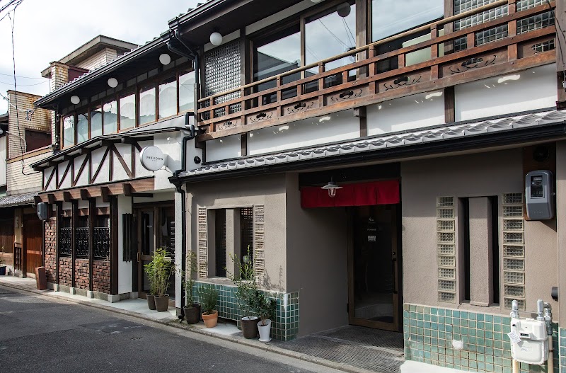 UNKNOWN KYOTO - UNKNOWN KYOTO Japan, 〒600-8118 Kyoto, Shimogyo Ward, Hiraichō, ５８番地 55番地1