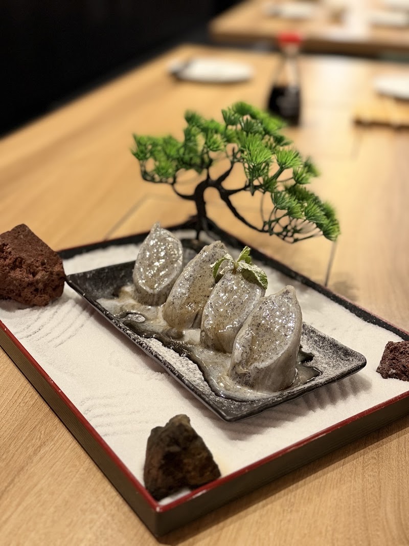ROBATA KUURAKU - ROBATA KUURAKU, Unit No. T-32 Block No 34, 41 & 47, Phoenix Palladium, 14B, Senapati Bapat Marg, Lower Parel, Mumbai, Maharashtra 400013, India