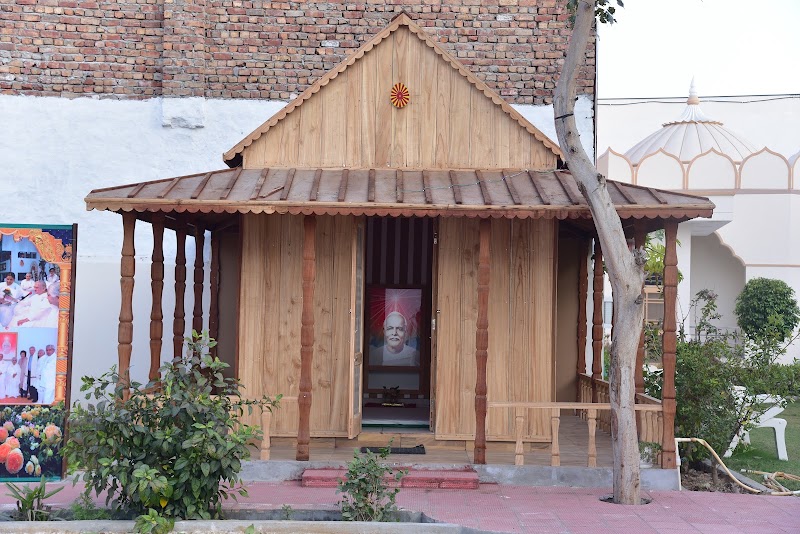 Shanti Sarovar, Brahmakumaris - Shanti Sarovar, Brahmakumaris, 4X5H+WX8, Barwala Bypass Road, Jagdish Colony, Hansi, Haryana 125033, India