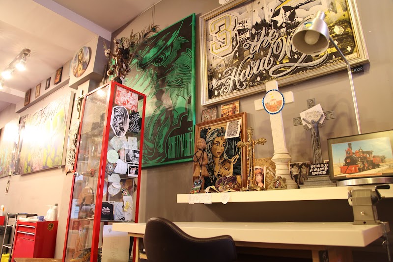 Hollywood Mark Tattoo Amsterdam - Hollywood Mark Tattoo Amsterdam Elandsgracht 65 HS, 1016 TP Amsterdam, Netherlands