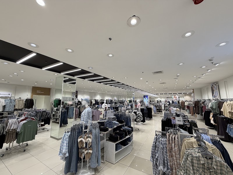 Max - Max 1st Floor LakeShore Mall Thane West Eastern Express Highway, Service Rd, Laxmi Nagar, Thane West, Thane, Maharashtra 400601, India