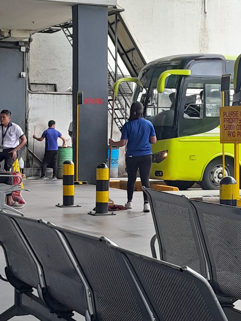 Ceres Bus Terminal - Ceres Bus Terminal, 78X4+V7C, Calindagan Rd, Dumaguete City, Negros Oriental, Philippines