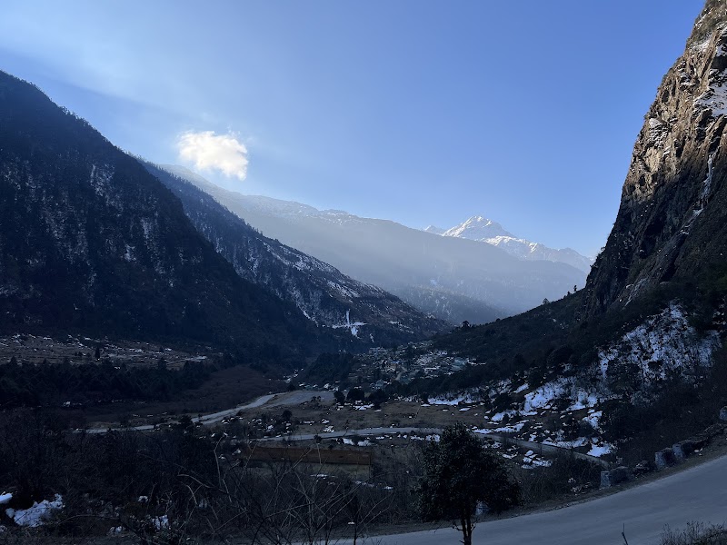 Sikkim Tour Packages - Sikkim Tour Packages Deorali, Deorali Bazar, Gangtok, Sikkim 737102, India