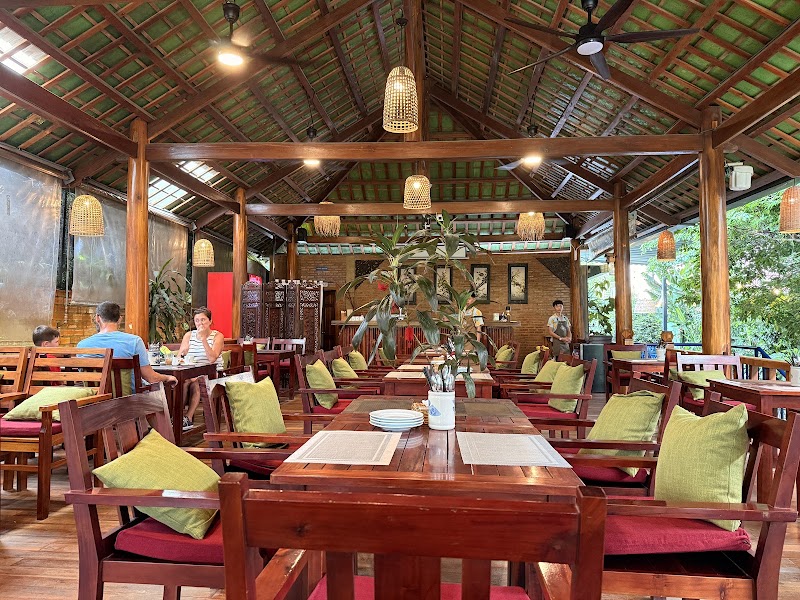Tree House Phu Quoc Restaurant and Coffee - Tree House Phu Quoc Restaurant and Coffee Tổ 3 Đường Lê Thúc Nha, Ông Lang, Phú Quốc, An Giang 92500, Vietnam