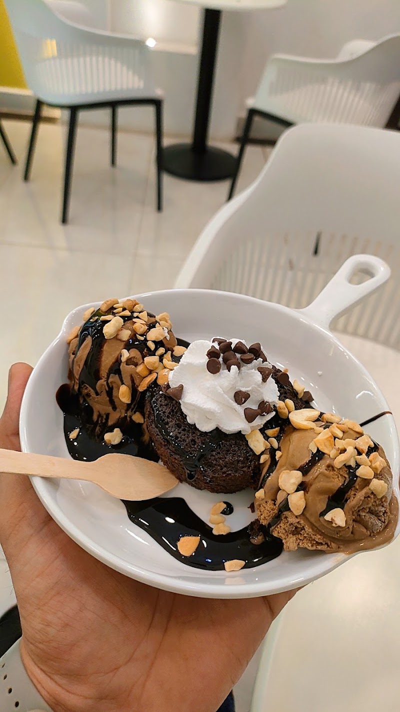 Kelvin Scale - Absolute ice Cream - Kelvin Scale - Absolute ice Cream Shop No:05, New, Sarvodaya Complex, opposite RTC Bus Stand Road, Ramesh Reddy Nagar, Nellore, Andhra Pradesh 524003, India