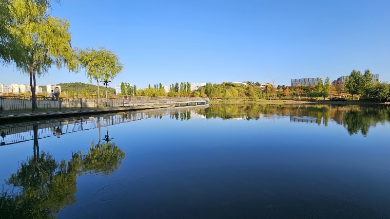 Lake Garden - Lake Garden 811-3 Magok-dong, Gangseo-gu, Seoul, South Korea