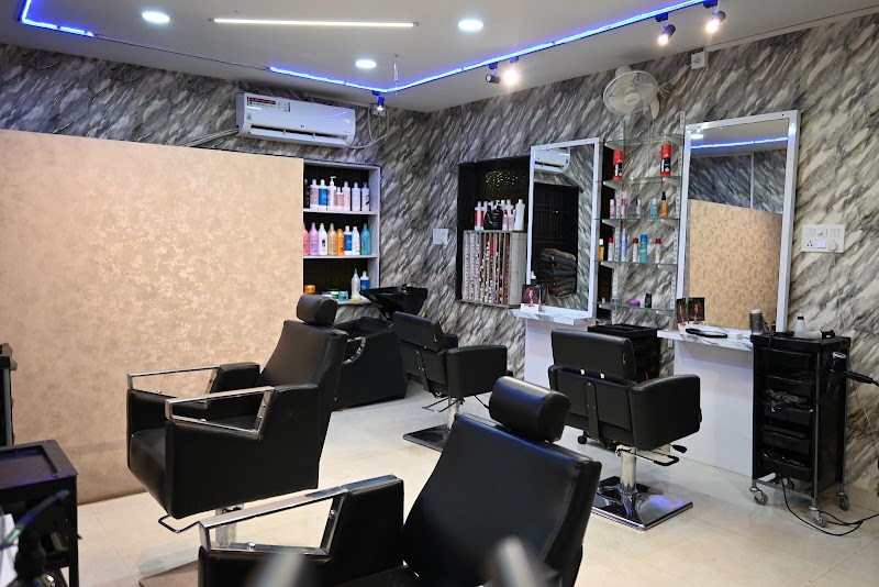 PR Salon And Academy - PR Salon And Academy, nutan chowk, Bangali Para, New Sarkanda, Sarkanda, Bilaspur, Chhattisgarh 495006, India