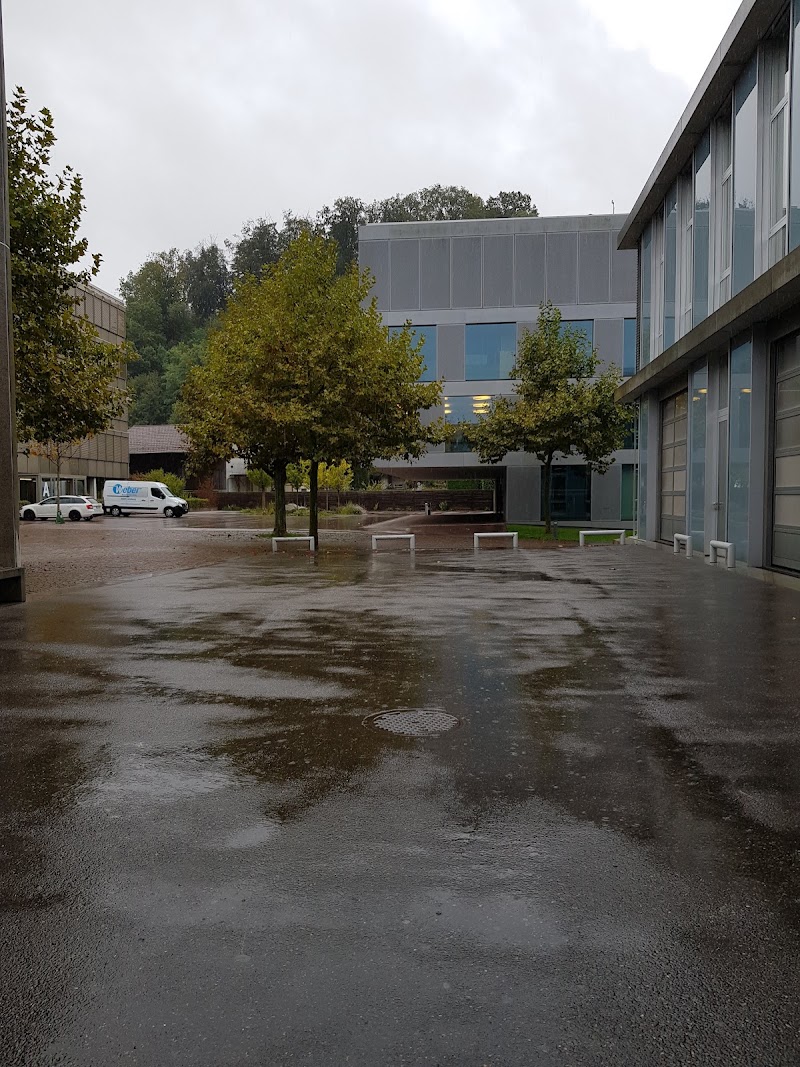 Weiterbildungszentrum Lenzburg - Weiterbildungszentrum Lenzburg Neuhofstrasse 36, 5600 Lenzburg, Switzerland