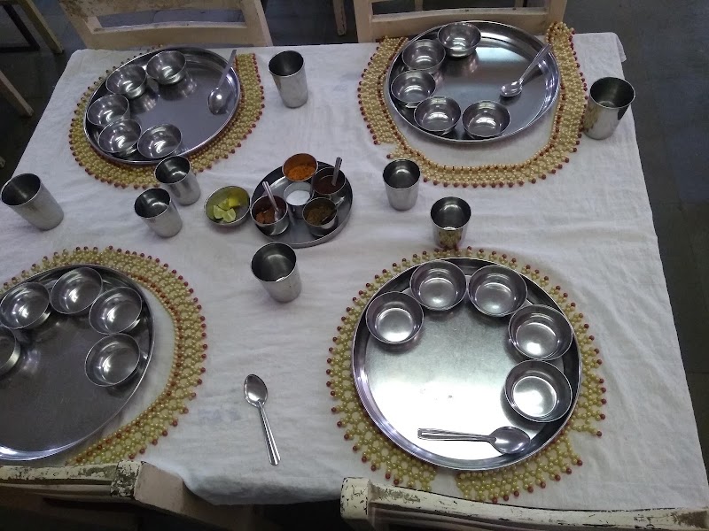 Rasoi Dining Hall - Rasoi Dining Hall Lakshmi - Madhaw Apartments, 324, Namdeo Raut Path, Shaniwar Peth, Pune, Maharashtra 411030, India