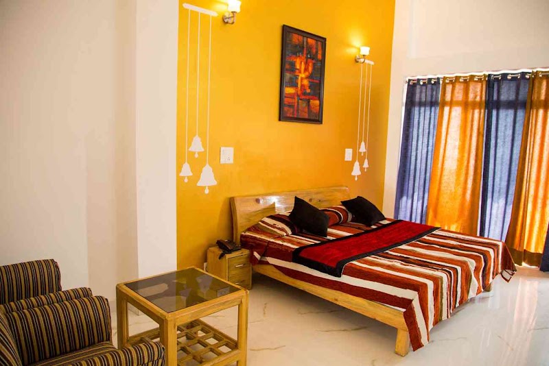 Resort in Lansdowne - Resort in Lansdowne, Jadla, Kotdwar Road, Lansdowne, Uttarakhand, Pauri Garhwal, Kura Range, Uttarakhand 246155, India