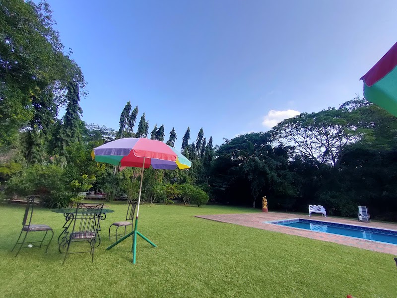 Thengal Manor - Thengal Manor, Jalukanibari, J5RR+9HR, Thengal Gaon, Assam 785630, India