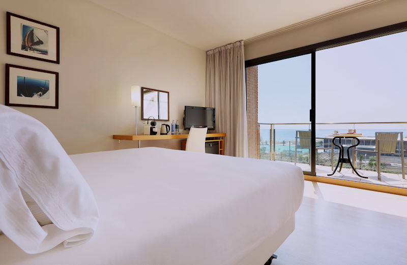 Hesperia Barcelona Del Mar - Hesperia Barcelona Del Mar Carrer d'Espronceda, 6, Sant Martí, 08005 Barcelona, Spain