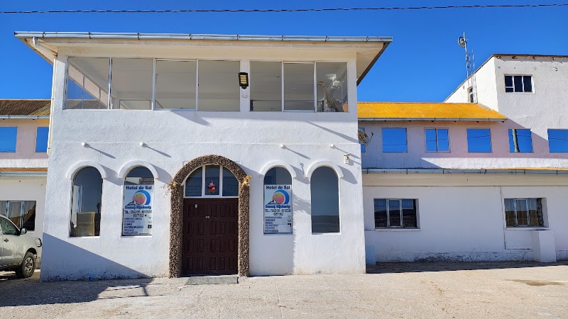 Hotel de Sal Sumaj Rijchariy - Hotel de Sal Sumaj Rijchariy M2QG+VRH, Colchani, Bolivia