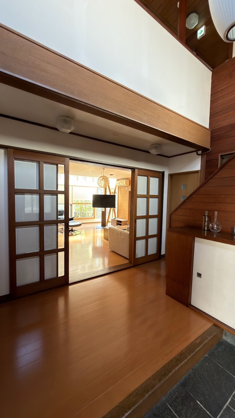 unito villa SHIBUYA - unito villa SHIBUYA 13-2 Kamiyamachō, Shibuya, Tokyo 150-0047, Japan